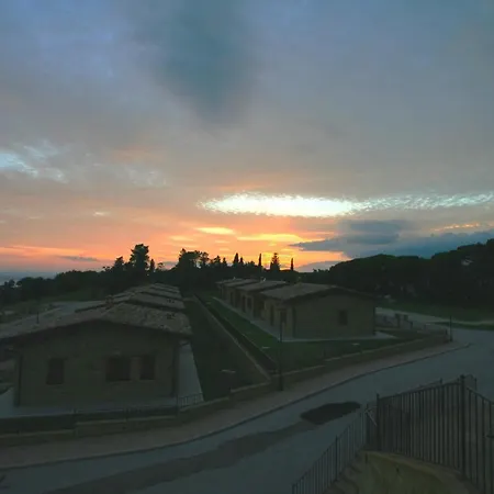Vacanze Villini Panoramici Sul Lago Trasimeno * Castel Rigone