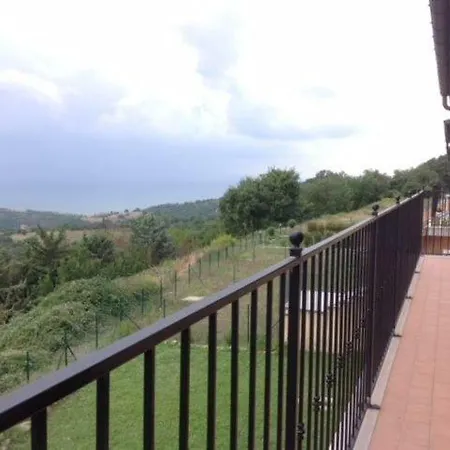 Vacanze Villini Panoramici Sul Lago Trasimeno Lejlighed Castel Rigone
